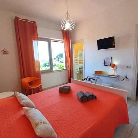 Capo Al Piano Bed & Breakfast 3*