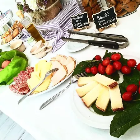 住宿加早餐酒店 Capo Al Piano 马西亚娜马里纳